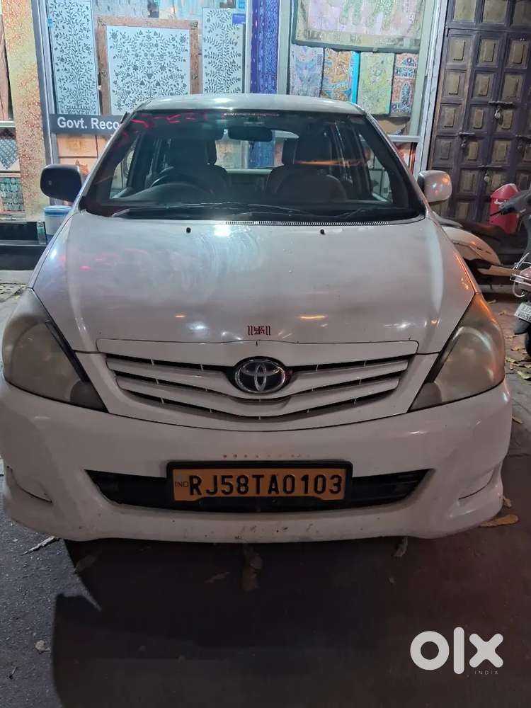 Toyota Innova 2010 Diesel Well Maintained
