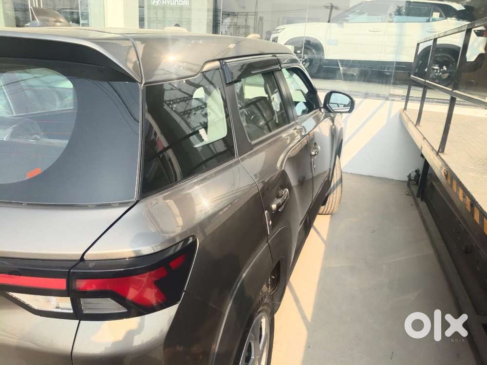 Maruti Suzuki Vitara Brezza 2025 Petrol 8999 Km Driven