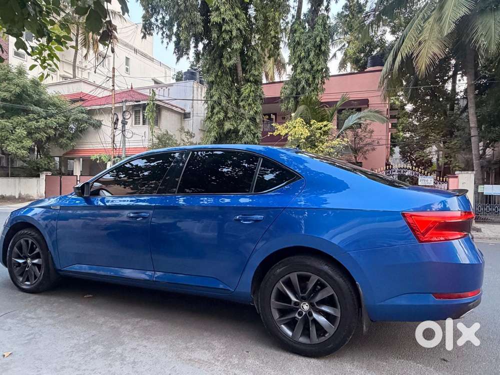 Skoda Superb 2.0 Sportline Tsi At, 2022, Petrol