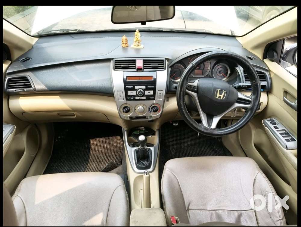 Honda City Petrol Manual 2010 + Cng