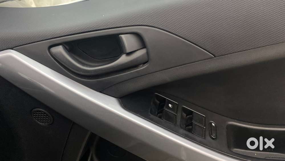 Tata Nexon 1.5 Revotorq Xma Amt (s), 2020, Petrol