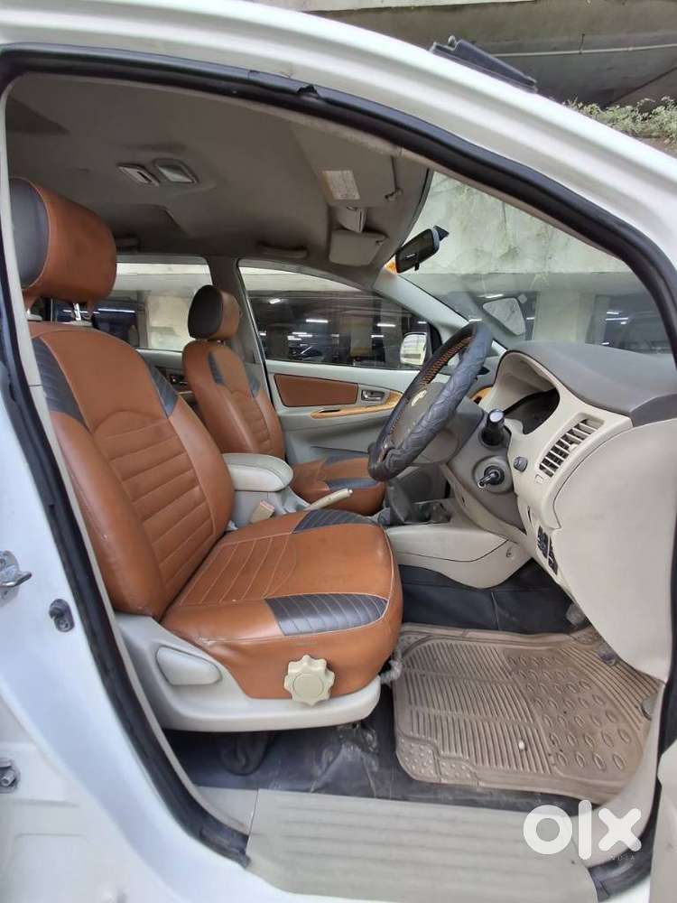 Toyota Innova 2.5 V 7 Str, 2010, Diesel