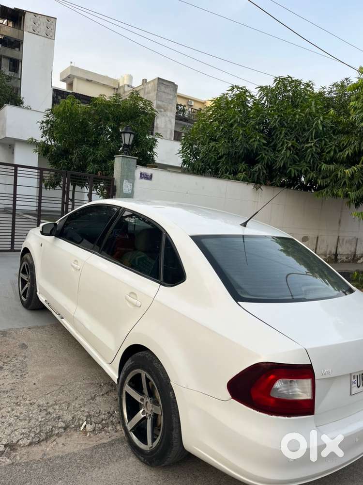 Skoda Car Manual 2013