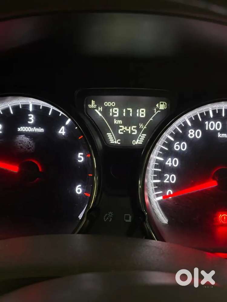 Nissan Sunny Xv Premium 2015
