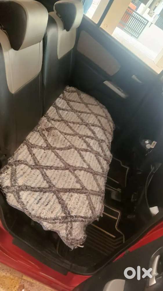 Wagonar Vxi Modle Eentrel Lock And Power Window And Power Steering
