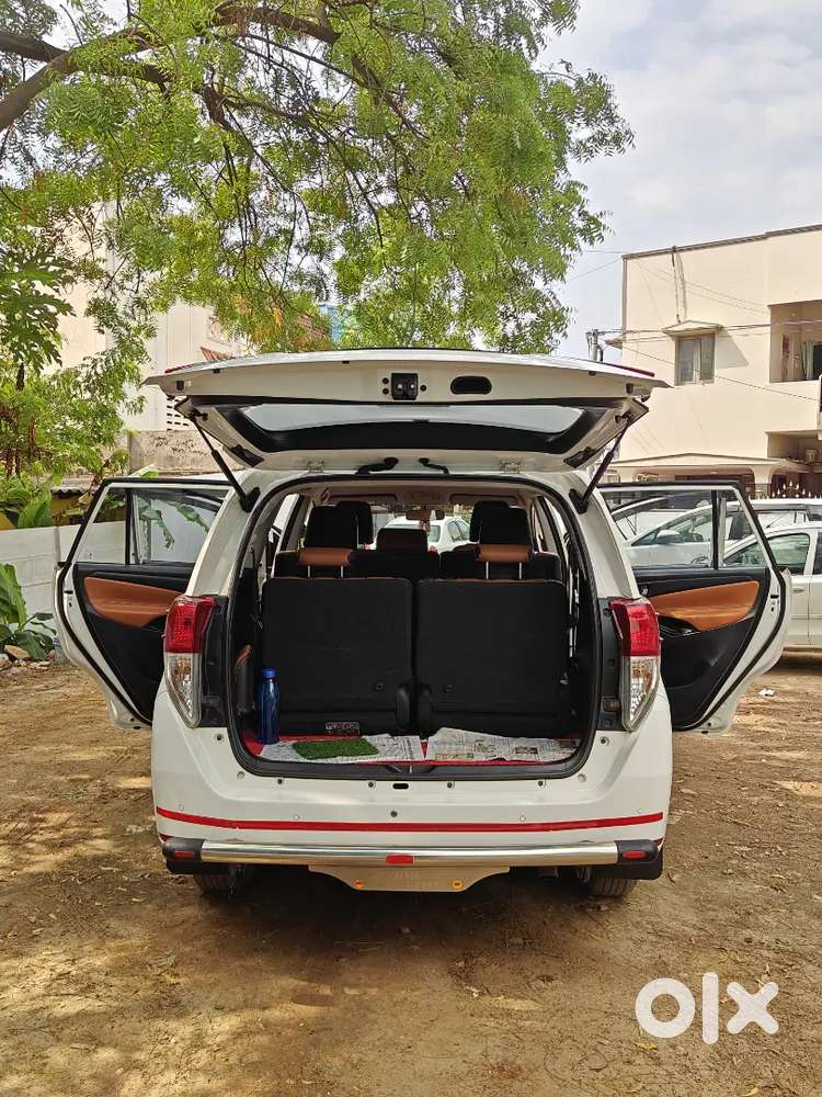 Toyota Innova Crysta 2024 Diesel 96000 Km Driven