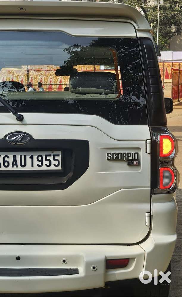 Mahindra Scorpio S10 8 Seater, 2016, Diesel