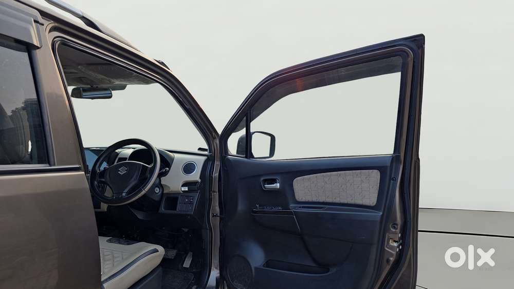 Maruti Suzuki Wagon R 1.0 Vxi Amt, 2017, Petrol