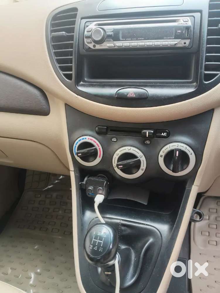 Hyundai I10 2008 (petrol) Second Owner - 73k Km - ₹1,45,000