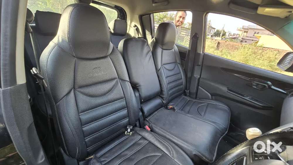 Mahindra Kuv K8 6 Seater [petrol]