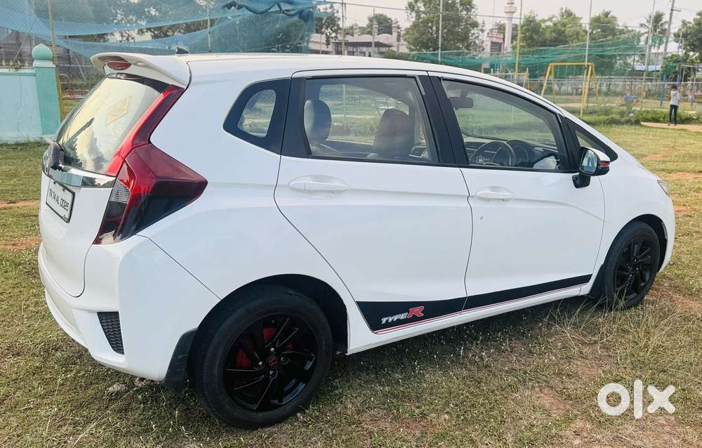 Honda Jazz 1.2 V I Vtec Privilege, 2015, Petrol