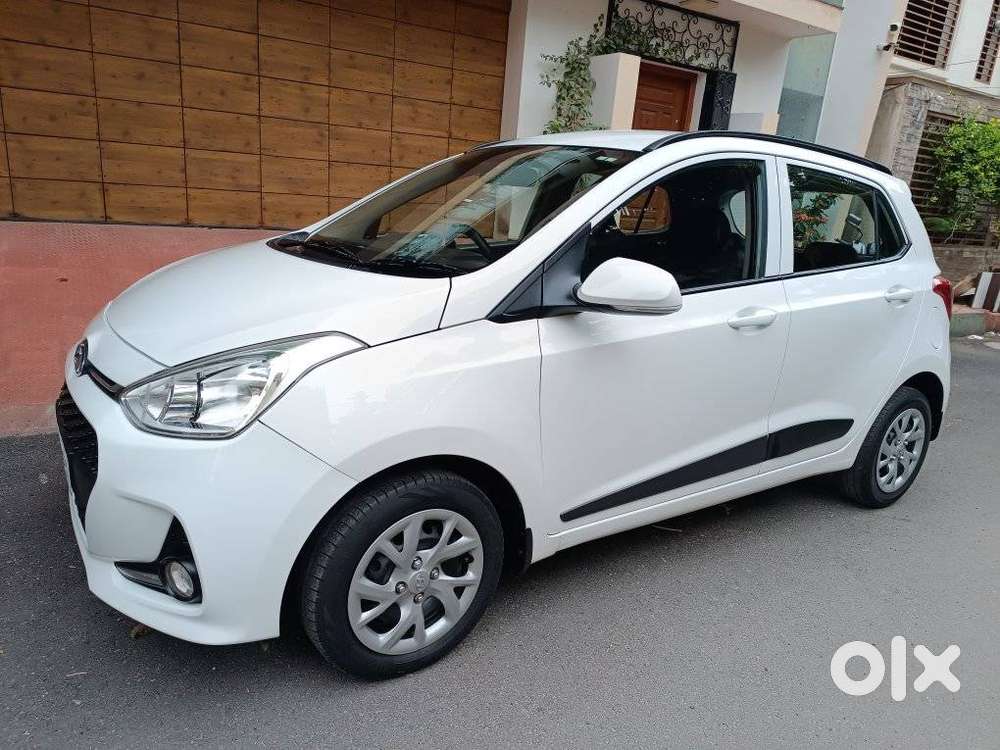 Hyundai Grand i10 Sportz1.2 CRDi, 2017, Diesel