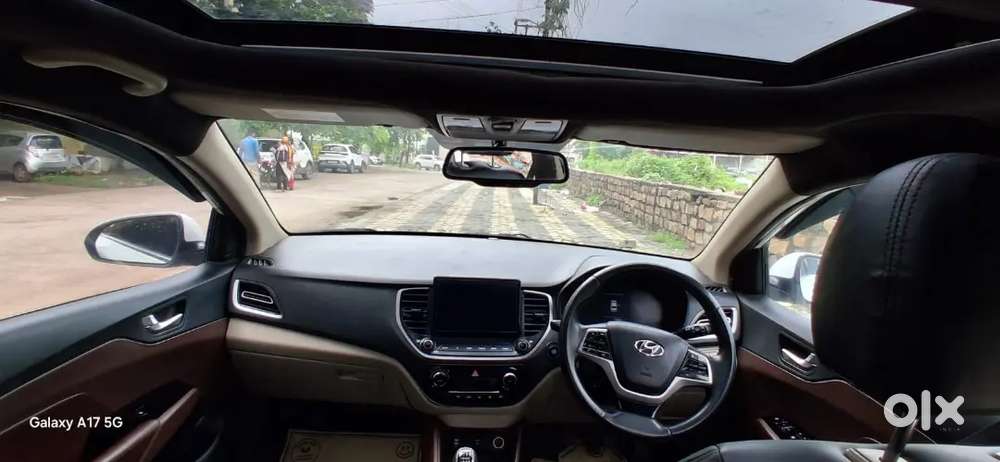 Hyundai Verna Sx Top Model