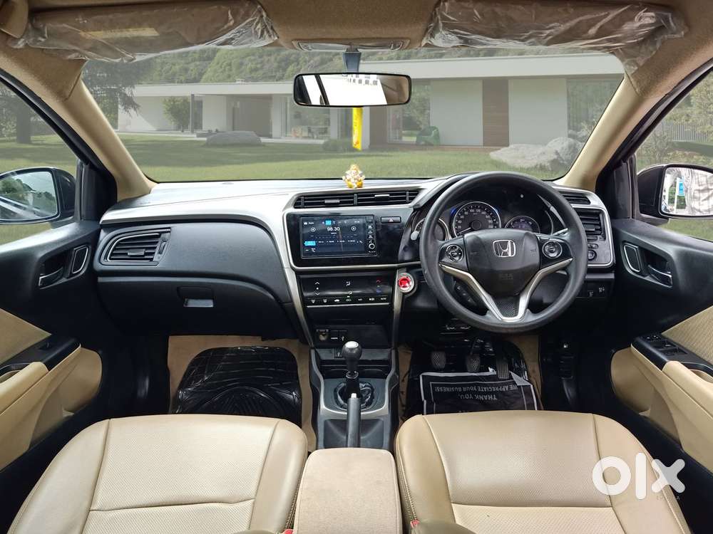 Honda City I-vtec V, 2018, Petrol