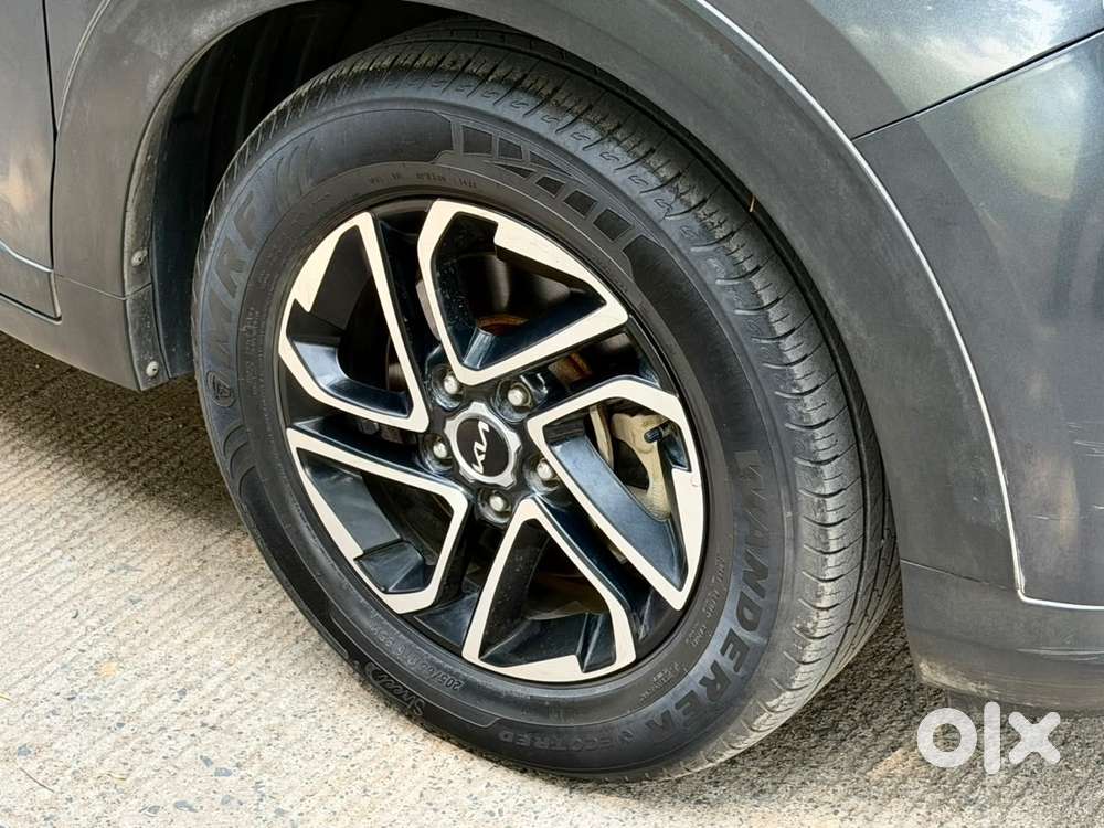 Kia Carens 1.5 Luxury Plus Diesel At 7 Str, 2023, Diesel