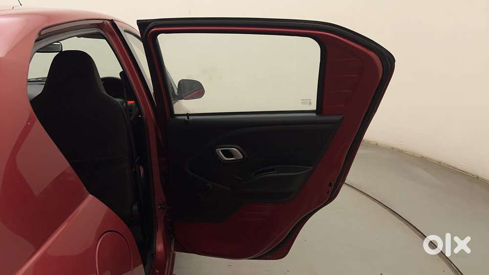 Datsun Redigo T Option, 2018, Petrol