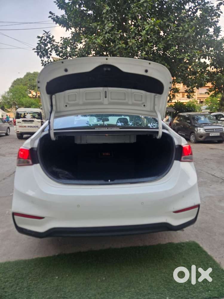 Hyundai Verna Sx(o) Petrol At, 2019, Petrol