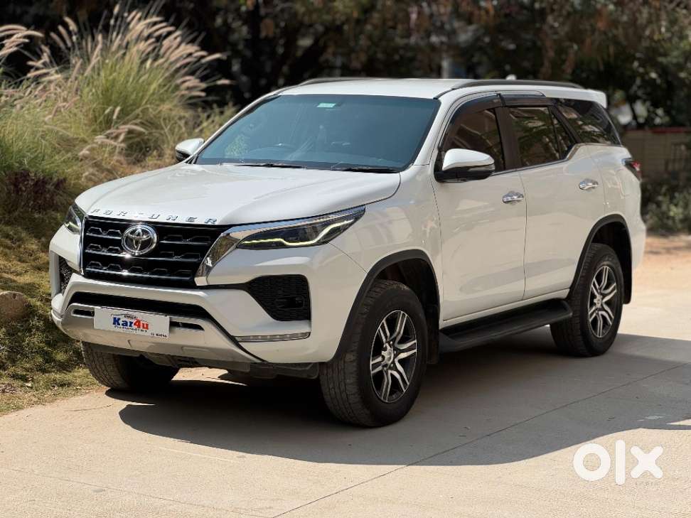 Toyota Fortuner [2021-ongoing] 2.8 2wd Diesel At, 2022, Diesel