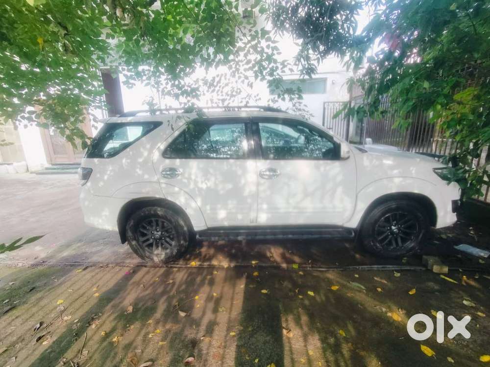 Toyota Fortuner 2015 Diesel