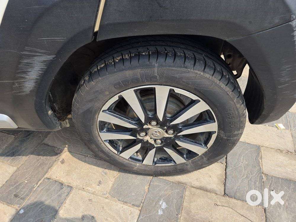 Toyota Etios Cross 1.5l V, 2016, Petrol