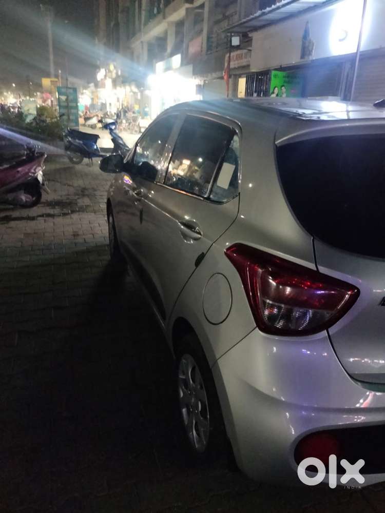 Hyundai Grand I10 Magna 2017 Petrol Manual  Well Maintained