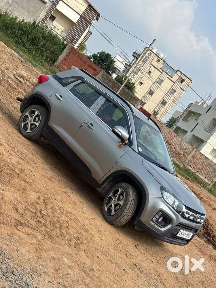 Maruti Suzuki Brezza 1.5 Lxi Smart Hybrid, 2022, Petrol