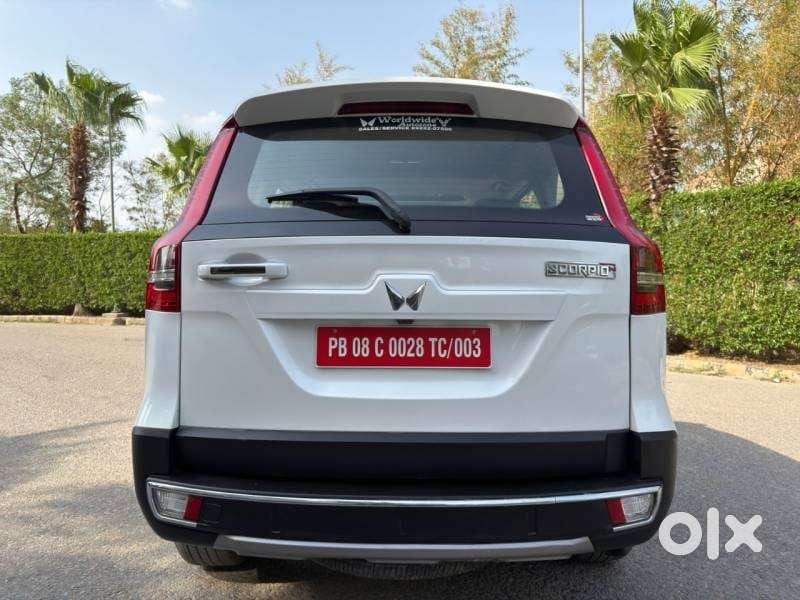 Mahindra Scorpio N Z8 Petrol At 7 Str, 2026, Petrol