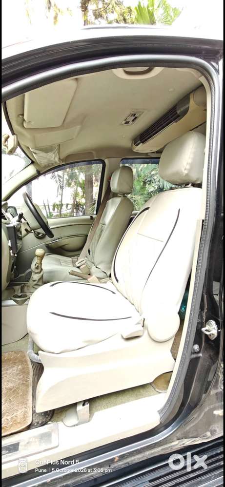Mahindra Quanto C6 2013