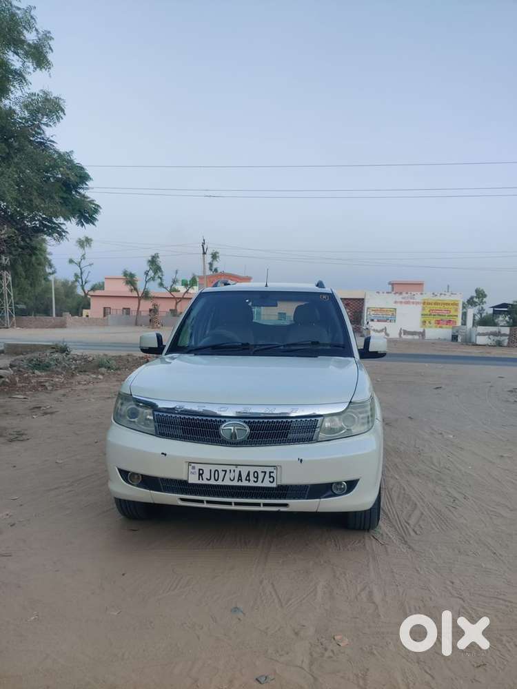 Tata Safari Storme 2014