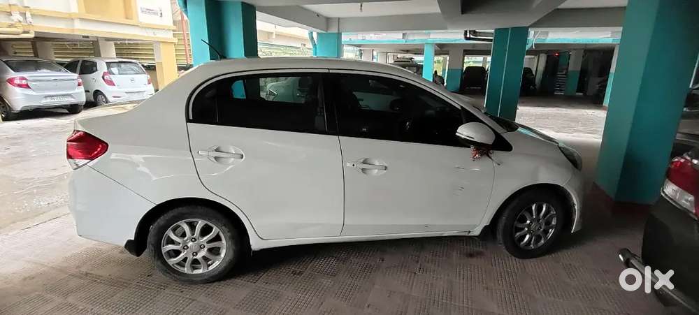 Honda Amaze 2015 Petrol 42670 Km Driven