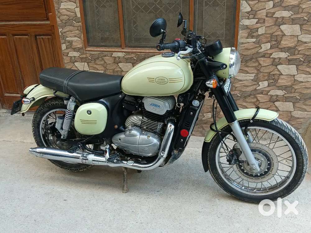 DL4S Jawa 42 Petrol Bike 2020 BS6 ABS