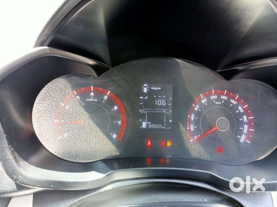 Mahindra Xuv300 W4, 2019, Petrol
