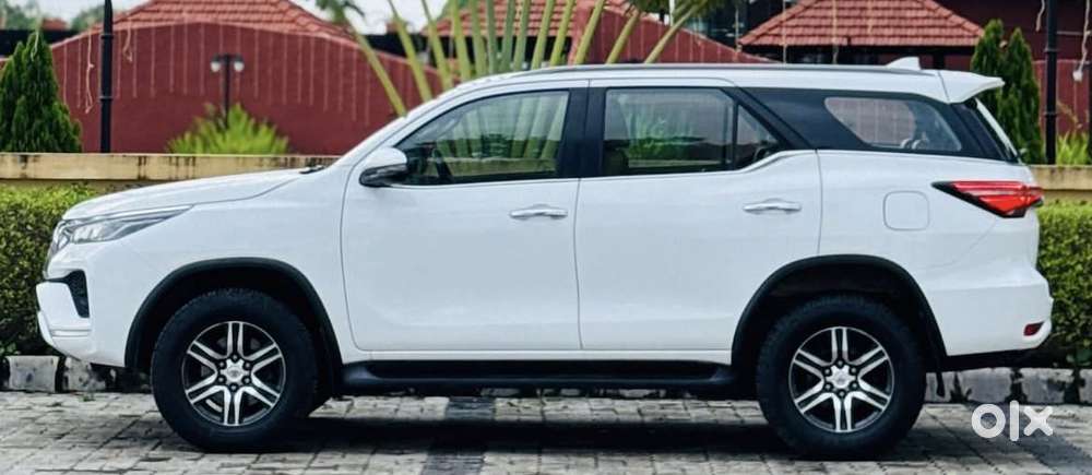 Toyota Fortuner 4x2 At 2.8 Diesel, 2022, Diesel