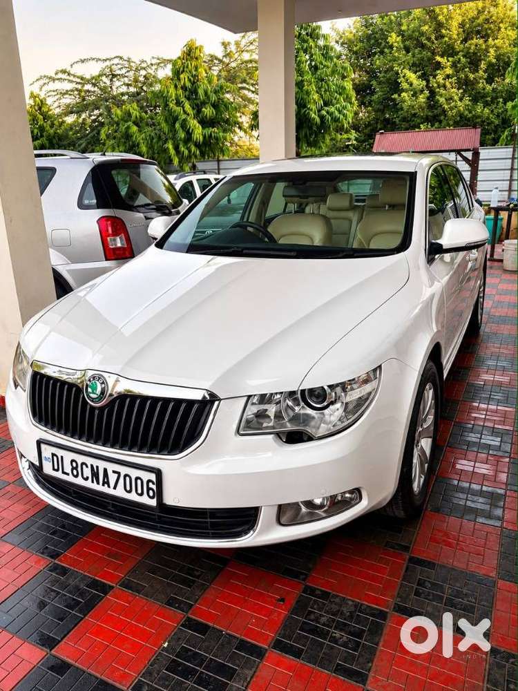 Skoda Superb Elegance 1.8 Tsi At, 2011, Petrol