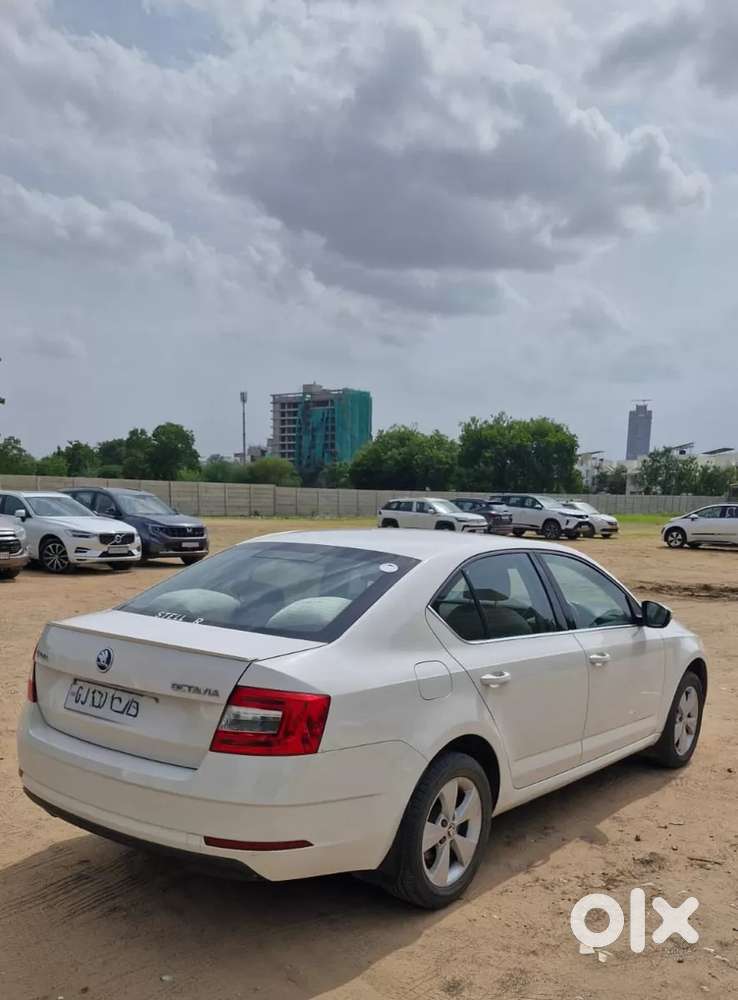 Skoda Octavia 1.8 Tsi Style At, 2018, Petrol