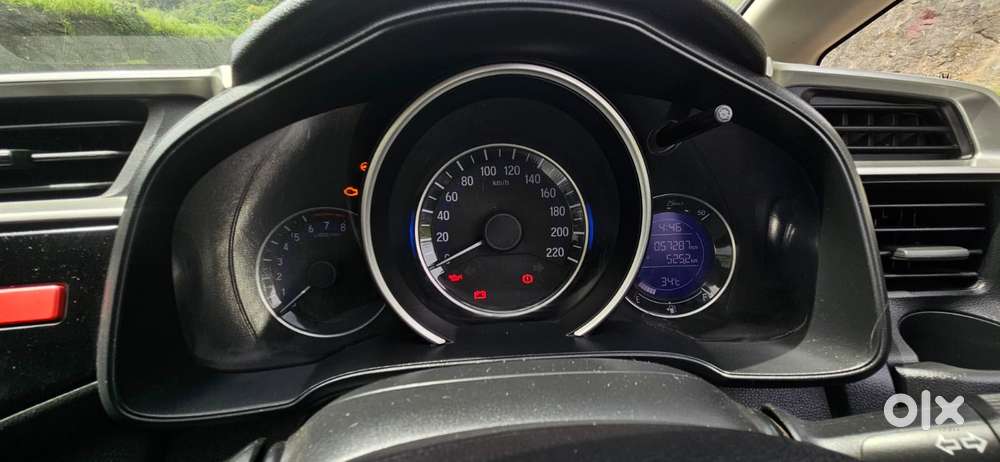 Honda Jazz V Cvt, 2016, Petrol