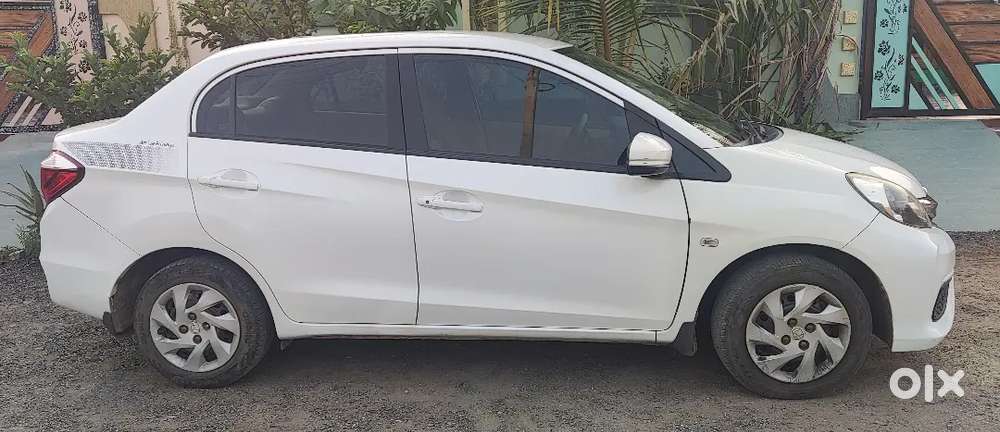 Honda Amaze 2017 Diesel Well Maintained