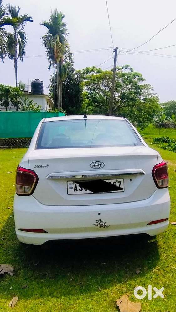 Hyundai Xcent 2015 Diesel 66400 Km Driven