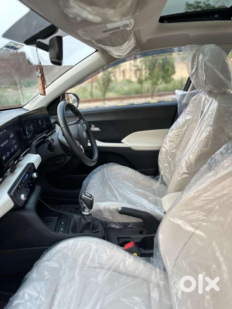 Hyundai Verna 1.5 Sx (o) Vtvt, 2023, Petrol