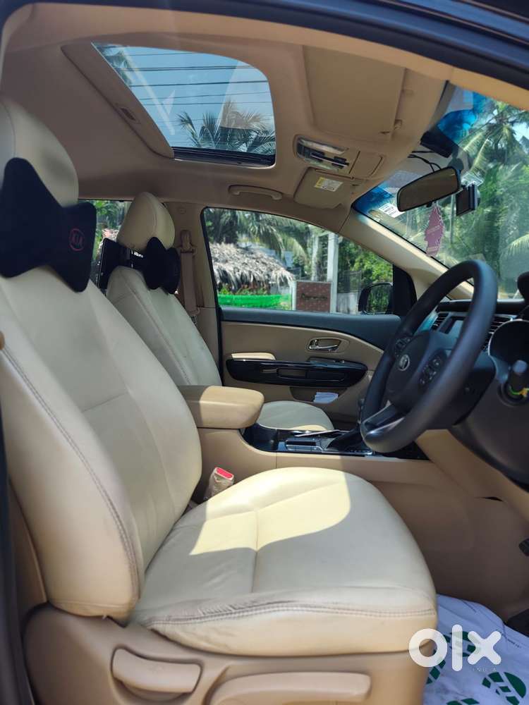 Kia Carnival Premium, 2020, Diesel