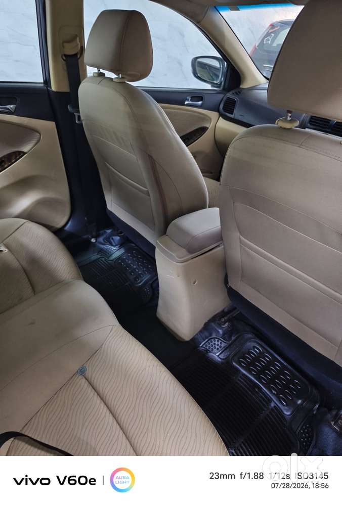 Hyundai Verna Fluidic 1.6 Vtvt Sx, 2011, Petrol