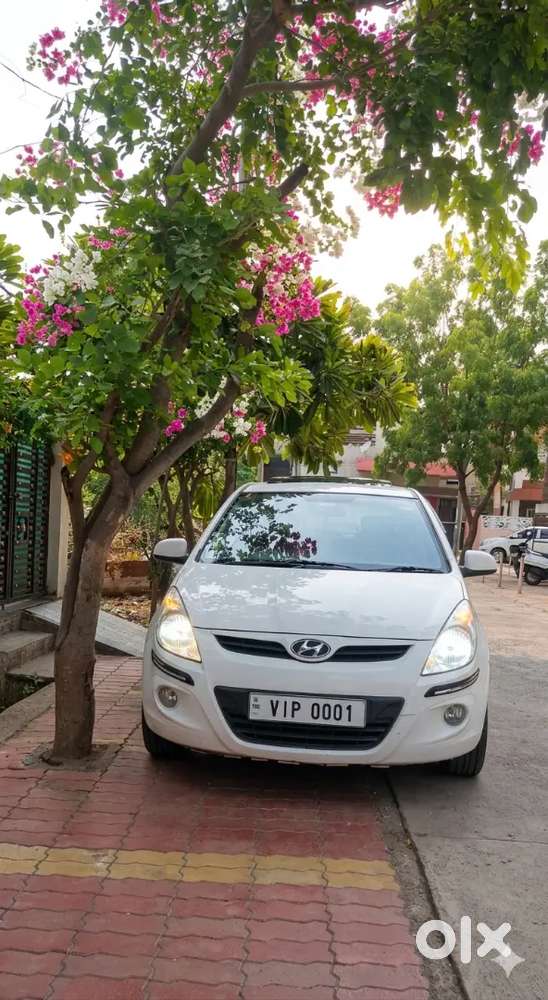 Hyundai I20 2010 Car
