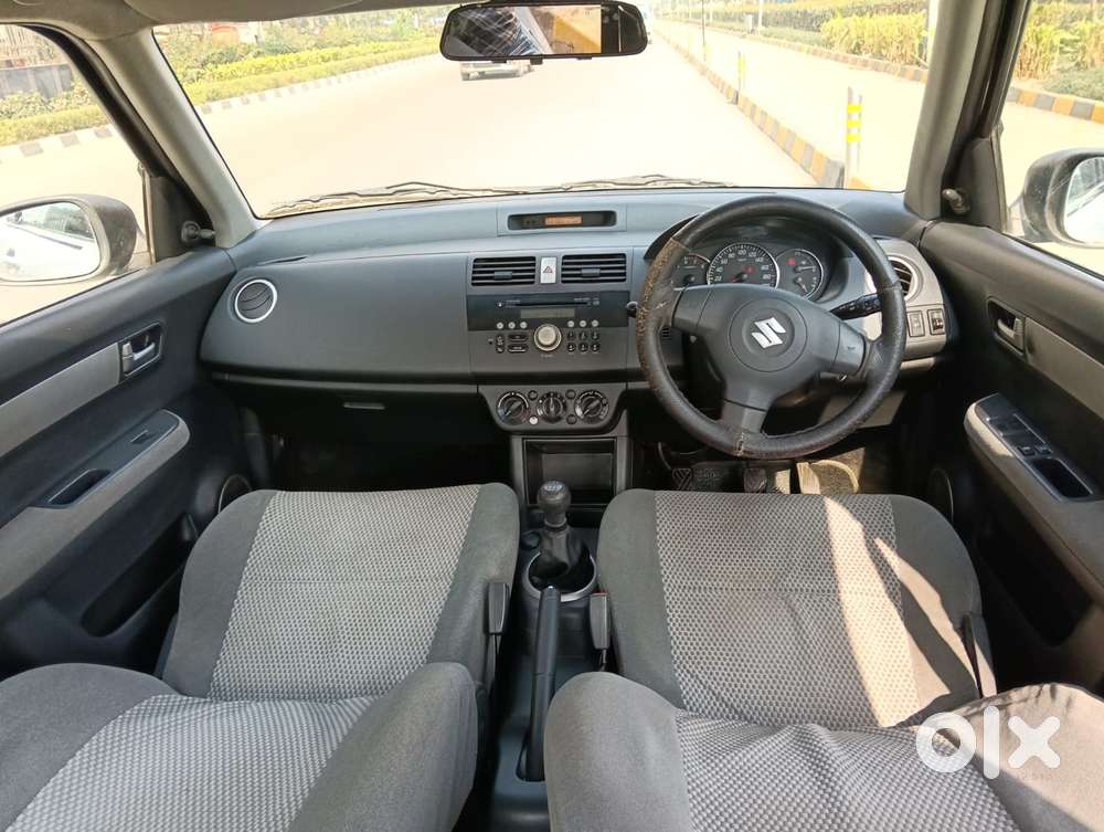 Maruti Suzuki Swift Dzire 1.2 Vxi Bsiv, 2011, Petrol