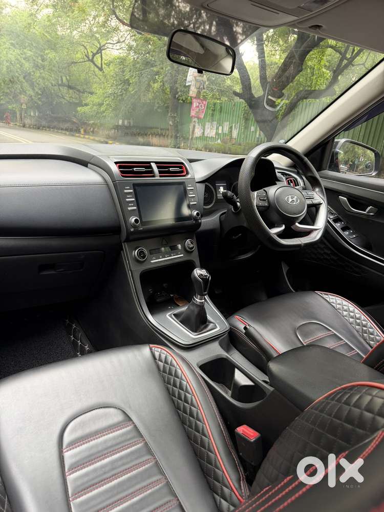 Hyundai Creta Sx Petrol Mt, 2022, Petrol