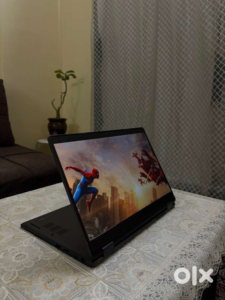 Dell Latitude 5300 2-in-1  i5-8 Gen  Touchscreen  360°