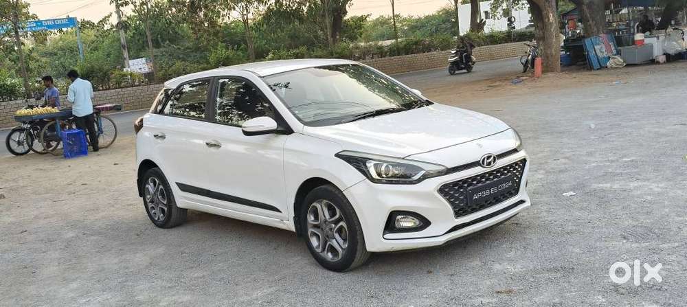 Hyundai I20 Petrol Asta Option, 2019, Petrol