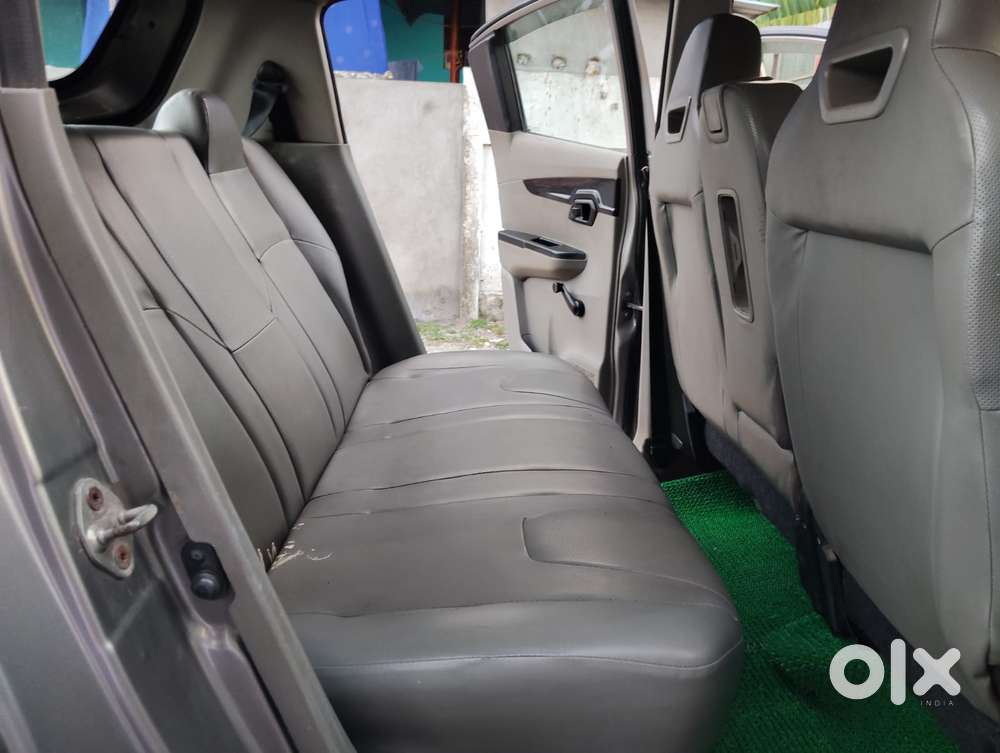 Mahindra Kuv 100, 2017, Diesel