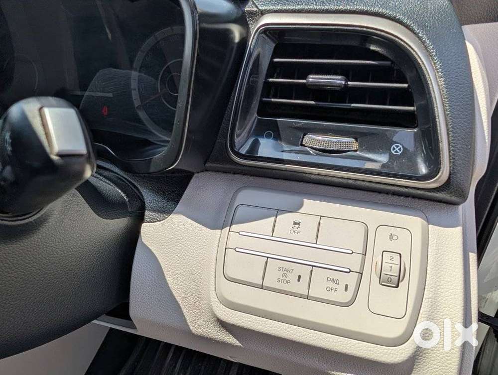 Mahindra Xuv300 W8 Option Diesel, 2022, Diesel