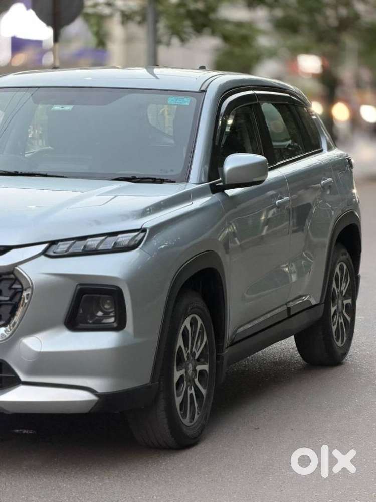 Maruti Suzuki Grand Vitara 1.5 Delta Smart Hybrid At, 2024, Petrol