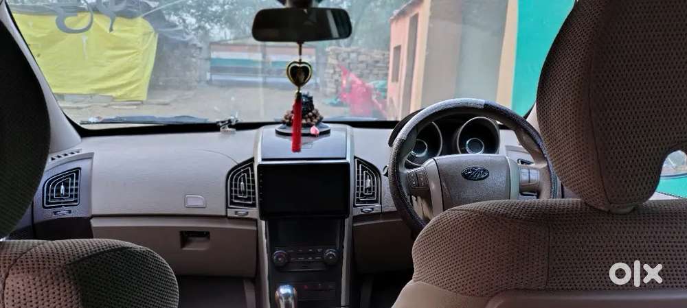 Mahindra Xuv500 2014 Diesel 74000 Km Driven